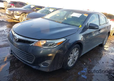 2015 Toyota Avalon Xle z USA, uszkodzony, nr VIN 4T1BK1EB0FU145121